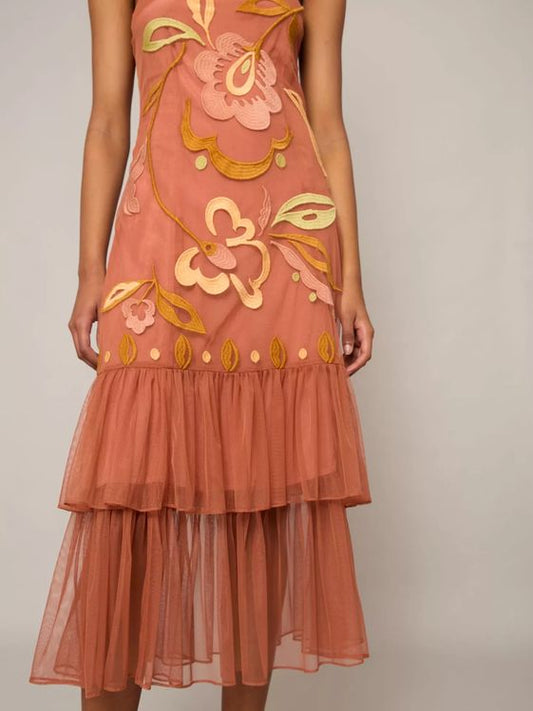 Vestido teja midi de tul