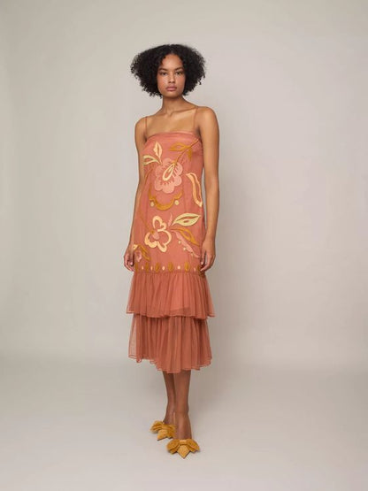 Vestido teja midi de tul