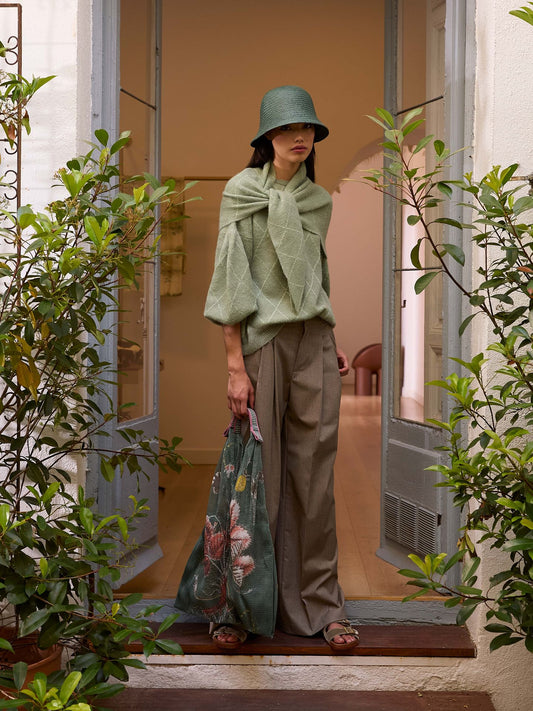 Jersey verde agua con rombos de lurex y mangas farol