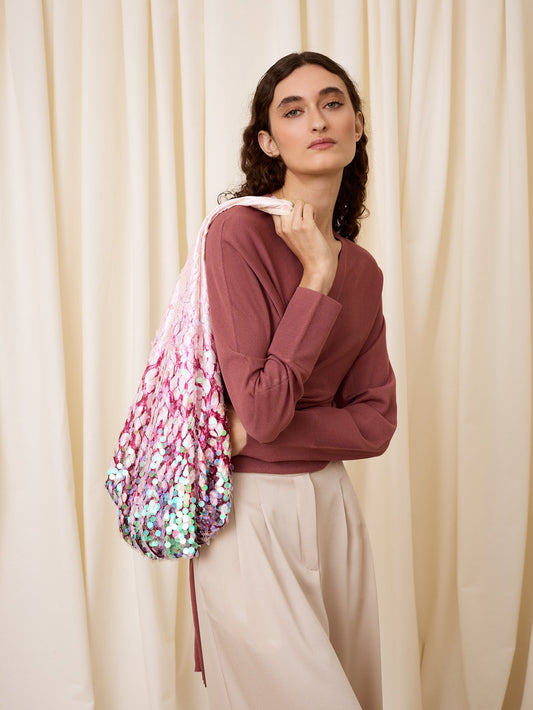 Bolso con lentejuelas berenjena