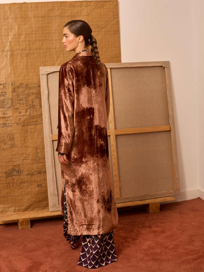 Levita terciopelo maquillaje