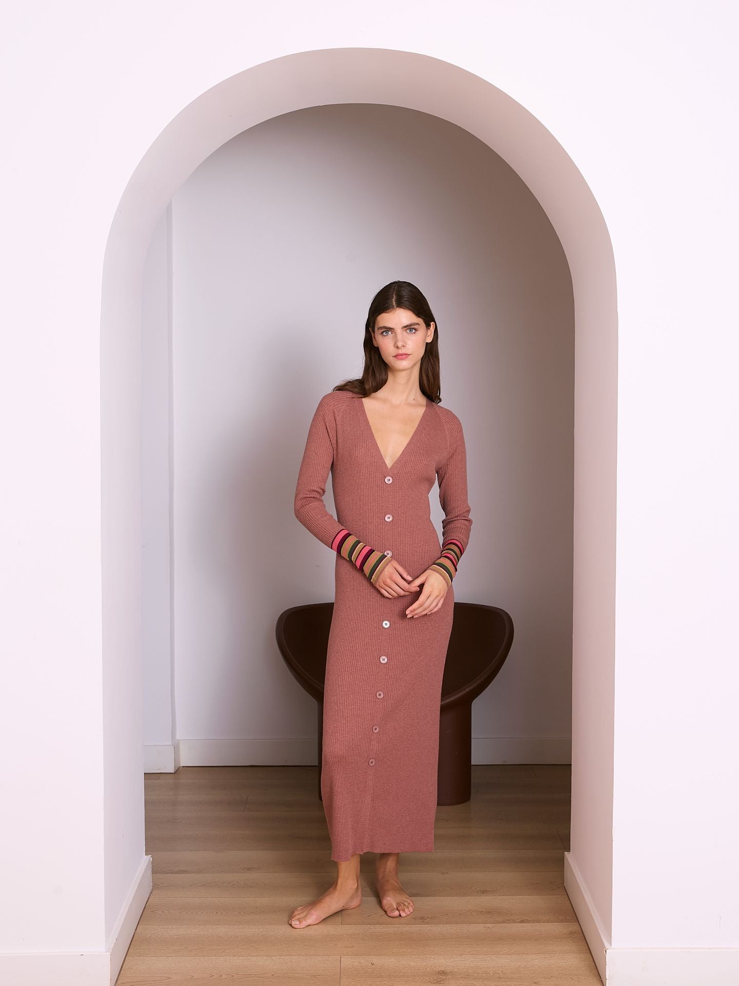 Vestido abotonado rosa antiguo