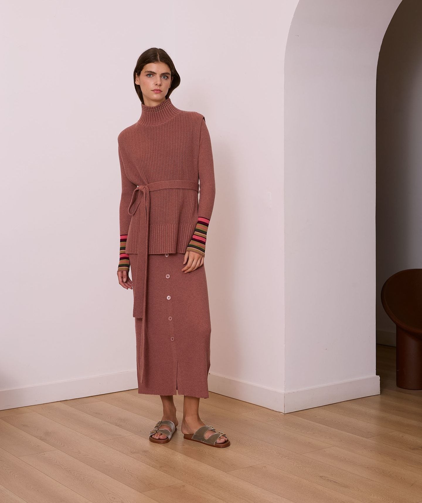 Vestido abotonado rosa antiguo