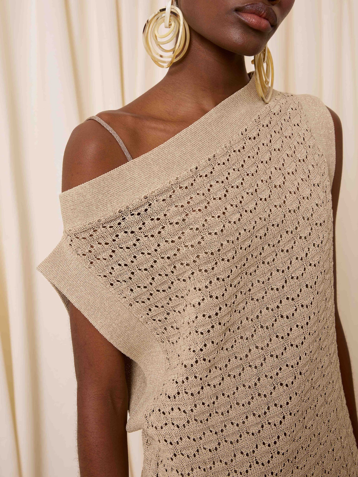 Vestido calado piedra