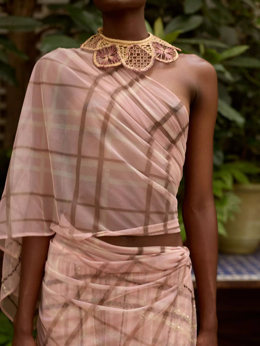 Chal de tul de cuadros rosa