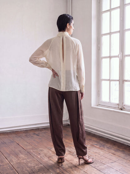 Blusa cuello cruzado marfil