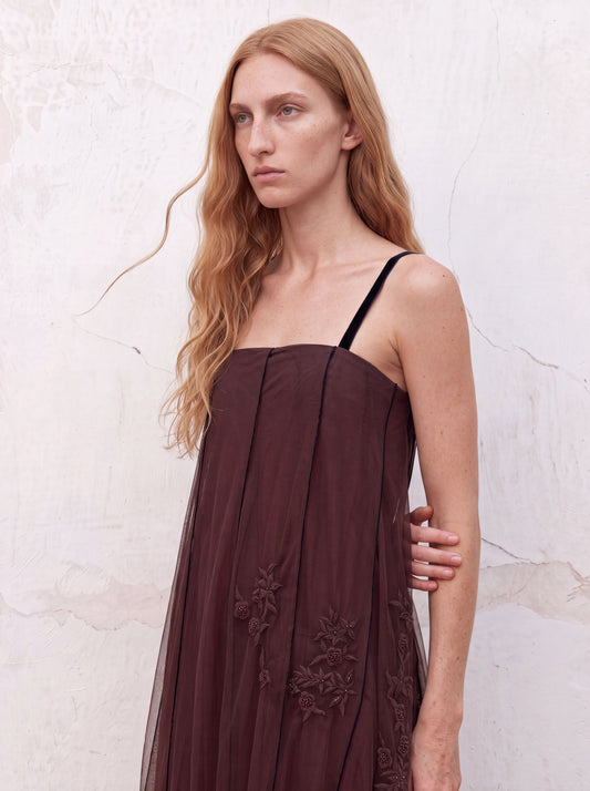 Vestido de tul marrón