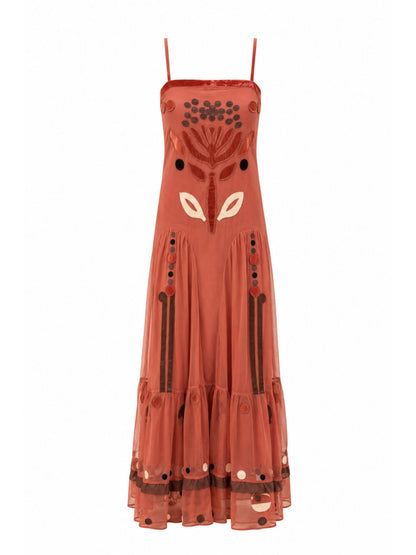 Vestido de tul bordado coral