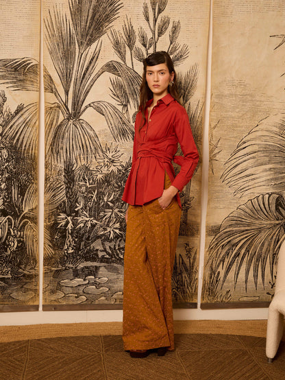 Camisa con lazada teja