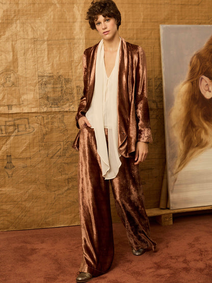 Blazer terciopelo maquillaje