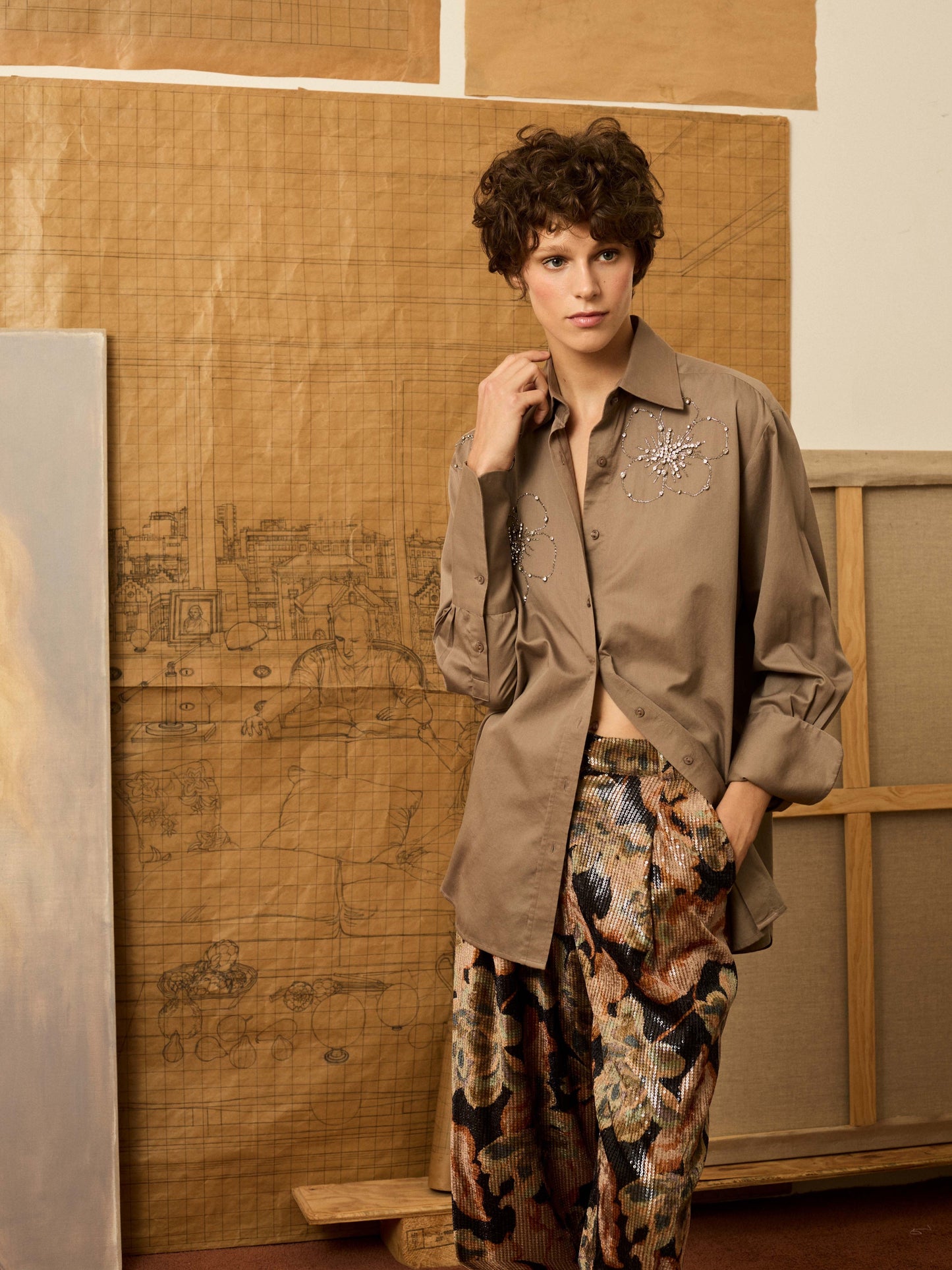 Camisa topo bordado pedrería