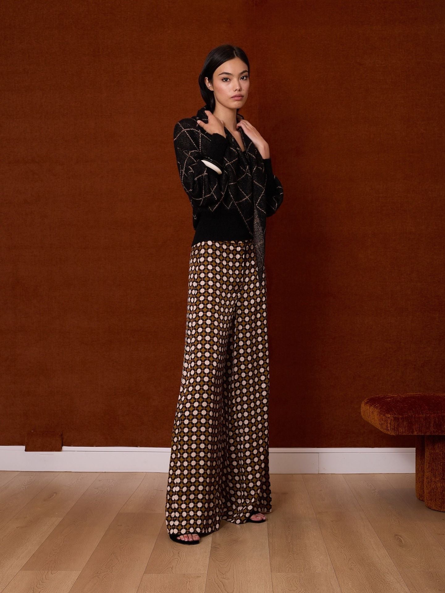 Pantalón de lunares color tabaco