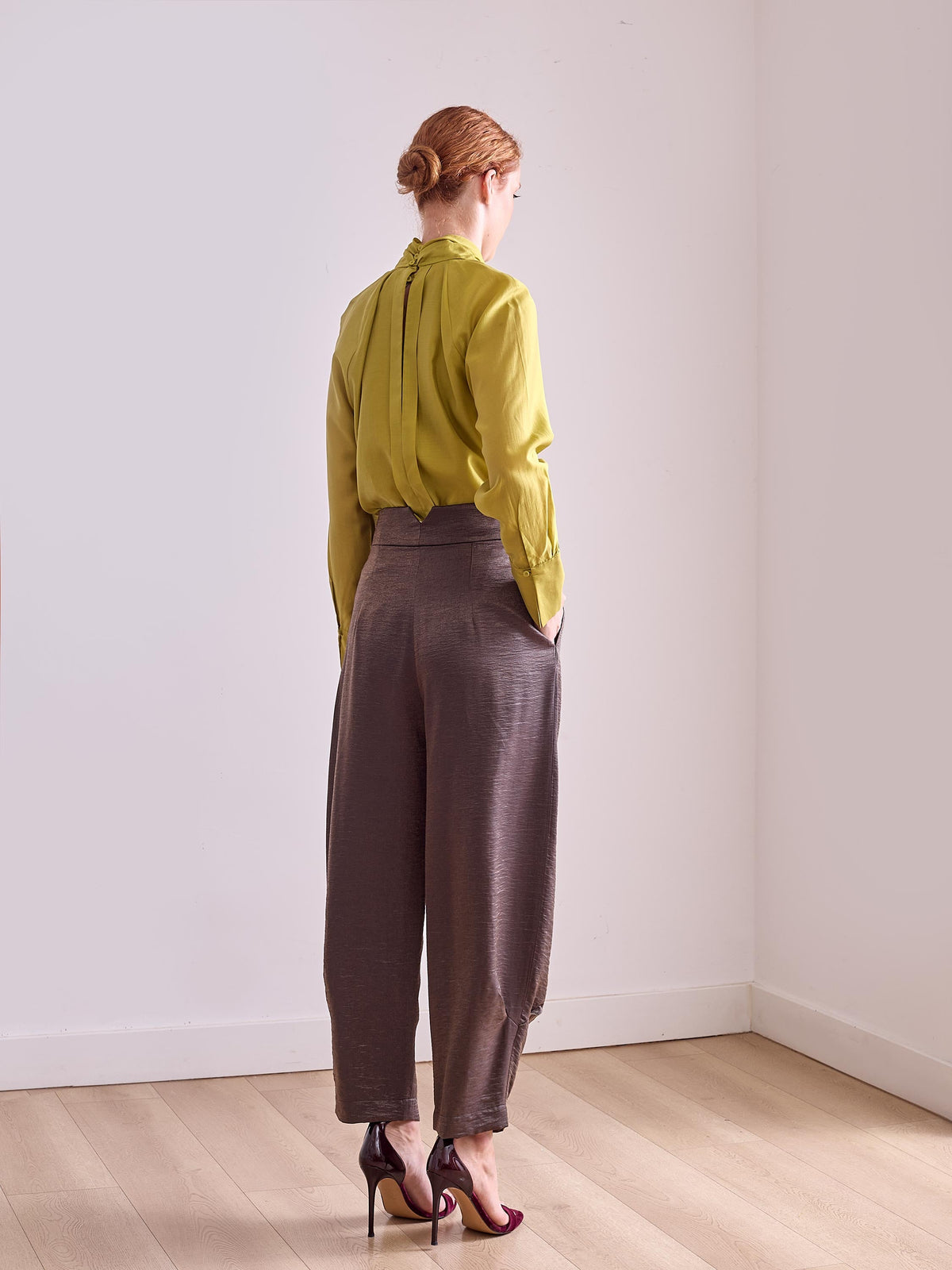 Pantalón de viscosa marrón
