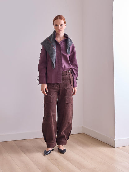 Pantalón de pana bordado marrón